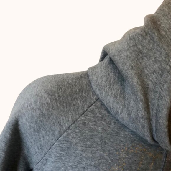 NWOT ⭐️ Nike Rally Metalic Sweatshirt - Picture 9 of 14